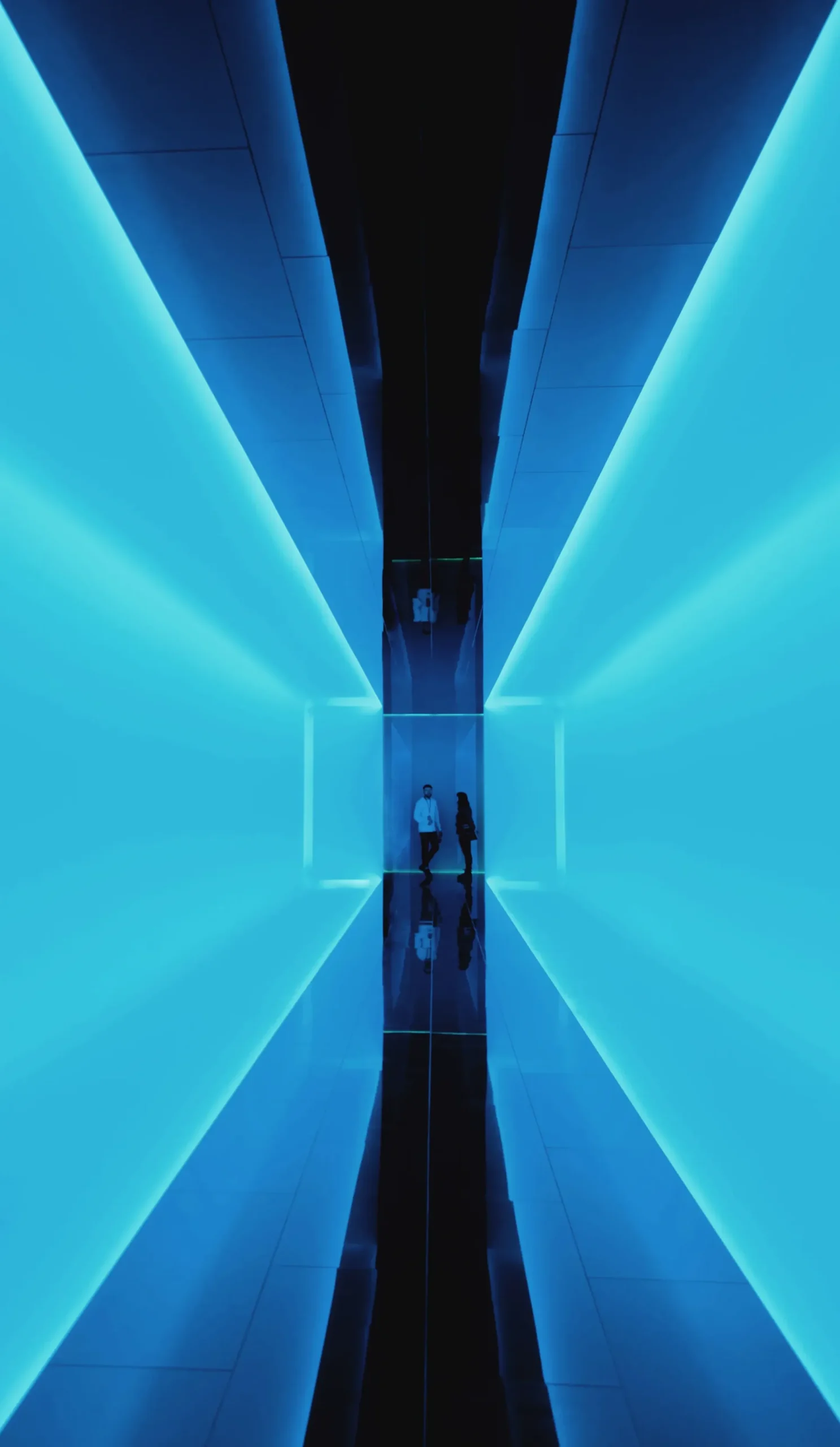 Tunnel di luce blu astratto